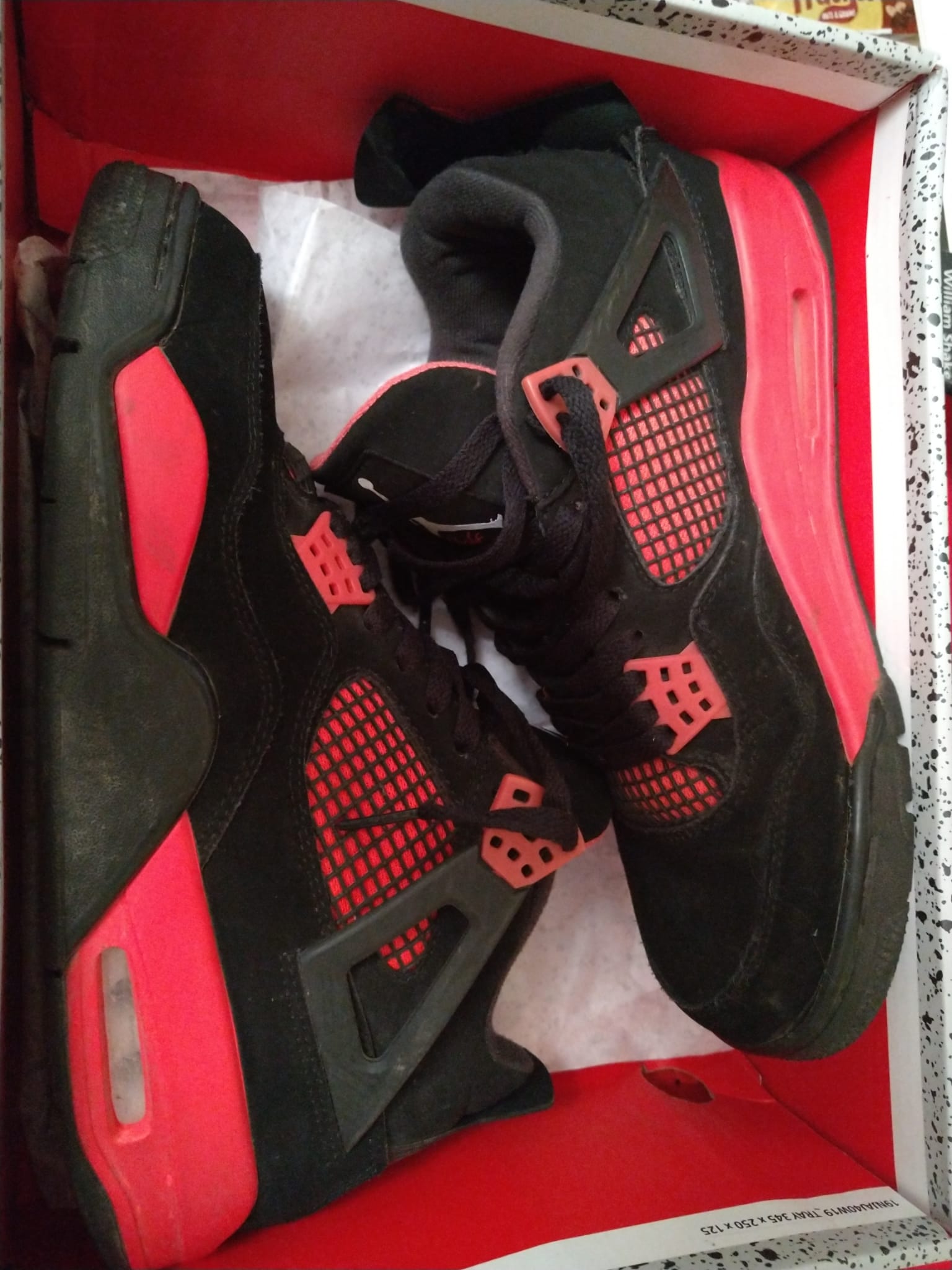 Jordan 4 Red Thunders image